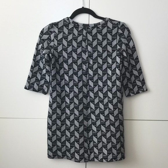 2/$25 Zara Box Pattern Dress - Picture 4 of 4